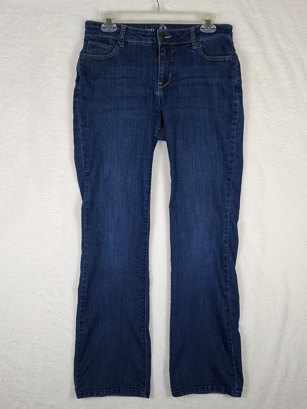 Westport 1962, W62,  Classic Women's Dark Blue Signature Fit Boot Jeans, Size 6